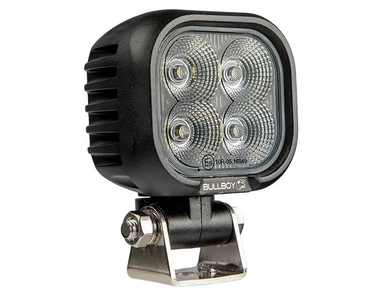 BULLBOY AGRILINE Lampa Robocza LED 3200lm 9-32V Obrotowa 360° IP68 - Dalekosiezne.pl