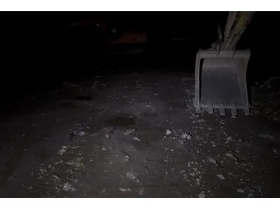 Lampa robocza LED 15W 10-30V 110mm kwadratowa flood – aluminiowa IP68 - Zdjęcie 2