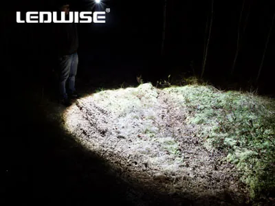 LEDWISE Torch - Latarka LED 600lm z Magnesem i Akumulatorem USB - Zdjęcie 8