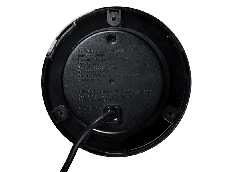 STRANDS DARK KNIGHT IZE Lampa tylna LED 3w1 - stop/pozycja/kierunkowskaz 10-30V - Zdjęcie 4